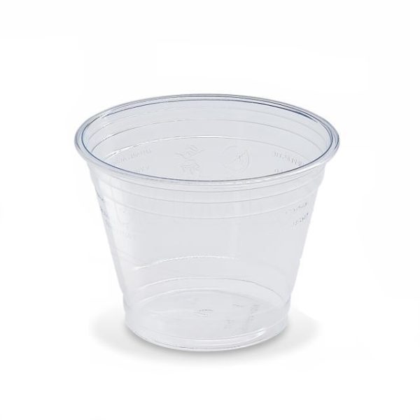 Poháre z umelej hmoty