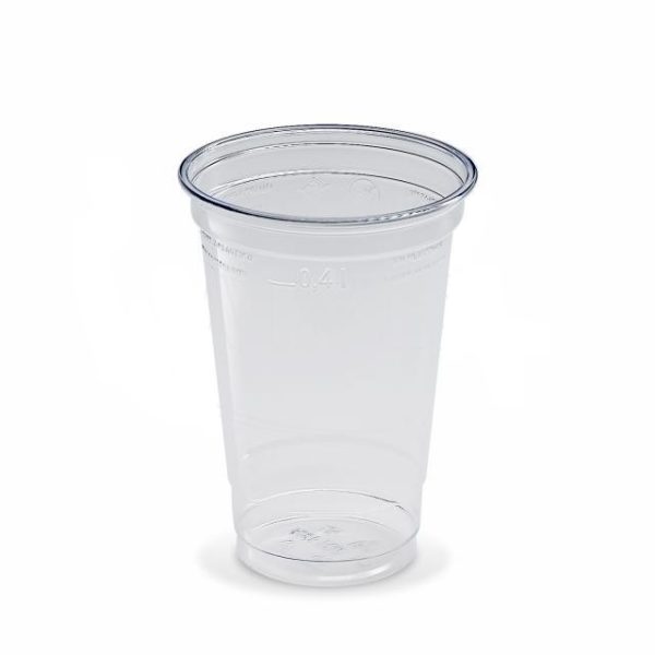 Poháre z umelej hmoty